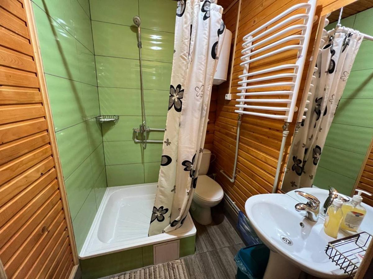 Hotel Pid Yasenem à Verkhovyna Extérieur photo